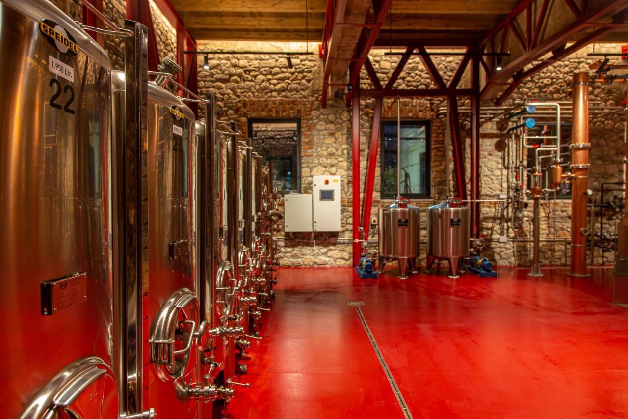 Melesin Distillery Leskovik Eksteriør billede